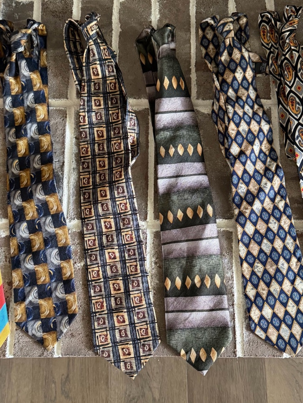 100% Men’s Silk Ties Lot of 6. All Name brand Makers.